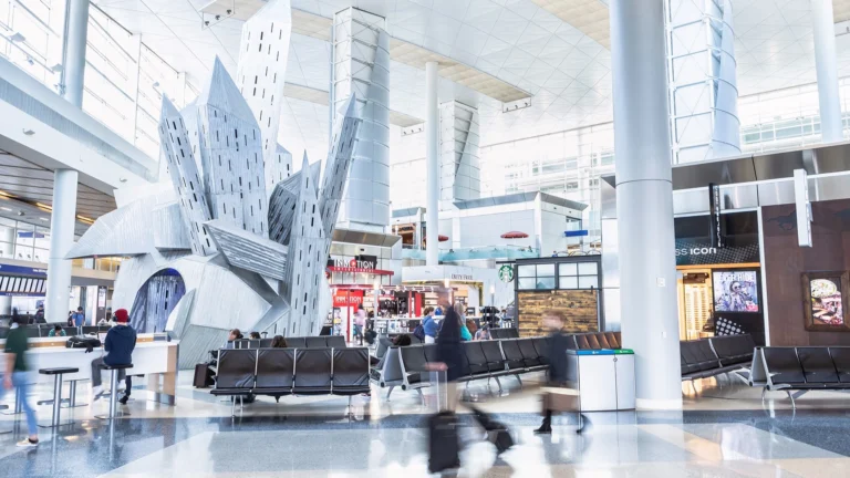 2024 Sees New Aviation Hubs as US Airport Traffic Recovers