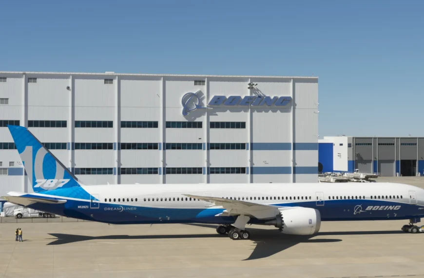 FAA Plans New AD as Boeing 787 Radio Issues Continue