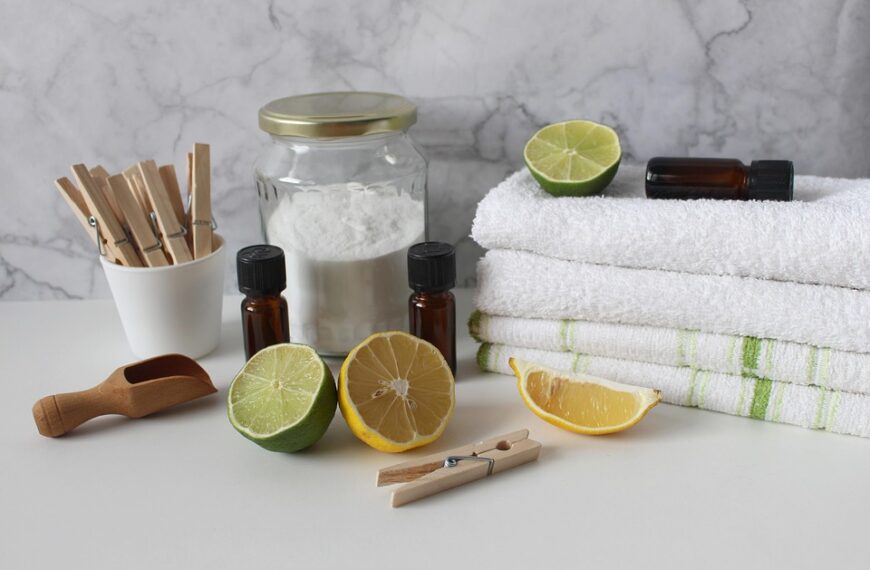 Plastic-free travel essentials