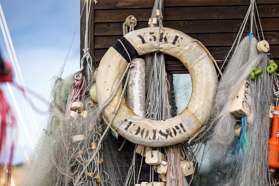 Airline security tips