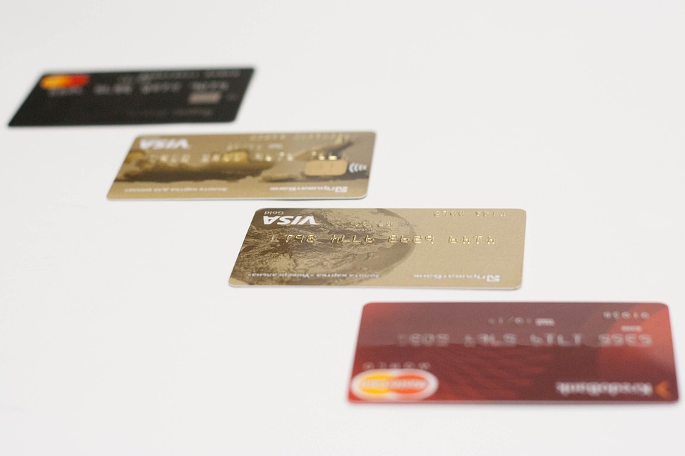 Maximizing airline credit card points
