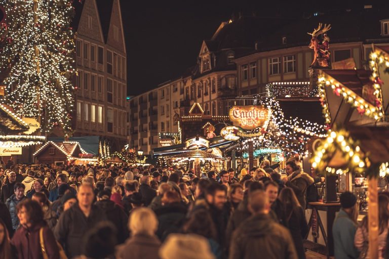 Avoiding holiday airport crowds